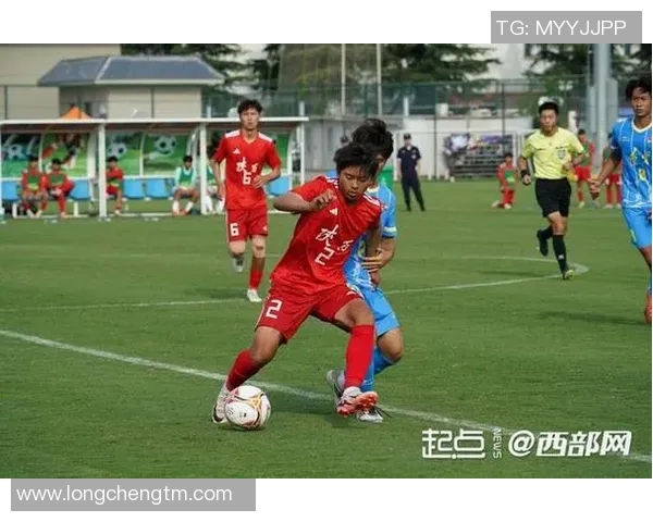 西安足球队在邀请赛中以65分稳居积分榜首位展现强劲实力