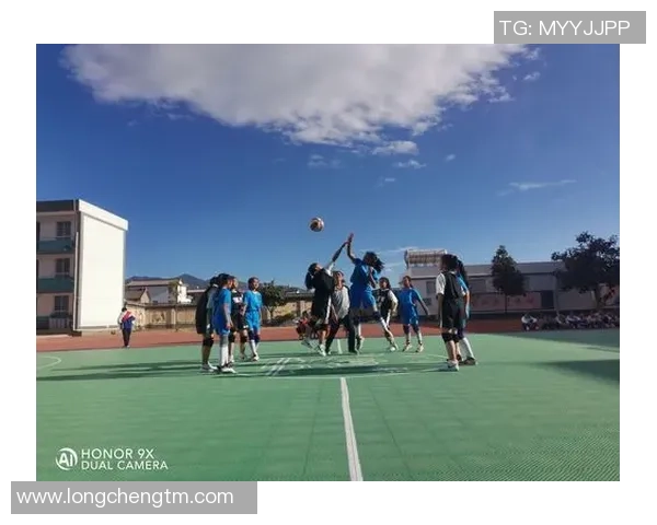 足球明星助力凉山州青少年足球发展梦想与未来共筑辉煌